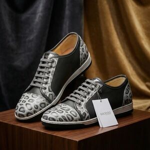 Men's Black and Gray Patterned Sneakers